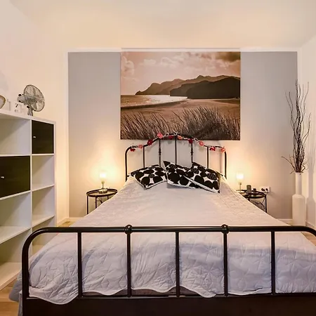 Διαμέρισμα Bettersleepat8 *